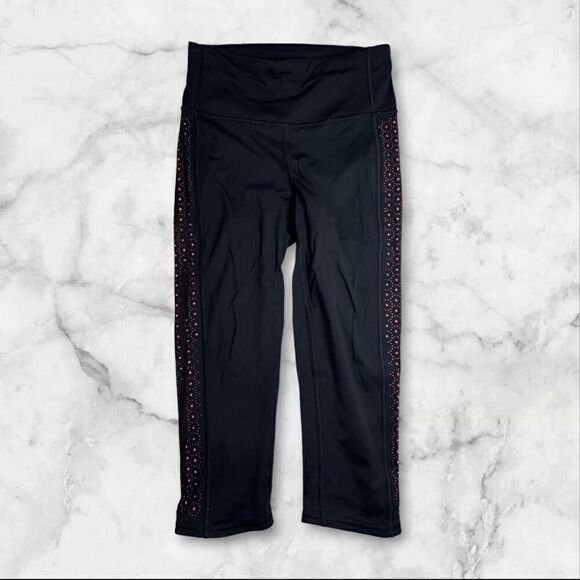 Lululemon Size 4 Color Me Quick Black & Pink - Picture 1 of 2